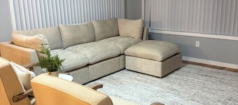 Little Loon Cottage- Charming two bedroom home in the heart of Alexandria, Mn.  