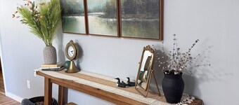 Little Loon Cottage- Charming two bedroom home in the heart of Alexandria, Mn.  