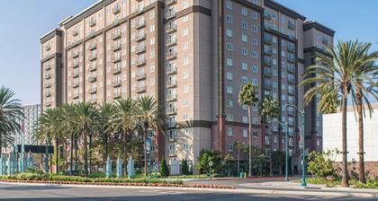 2-bedroom hotel suites in terrific Anaheim with fitness room and AC