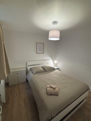 Room - Charming apartment, Rouen center 4 pers quiet (Rouen)