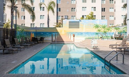 Resort with 2 bedrooms and AC in gorgeous San Diego