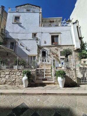 Exterior - Tower Slope b&b (Corato)