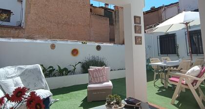Casa Boutique ALEGRÍA, aromas and art in a privileged Valencian environment.
