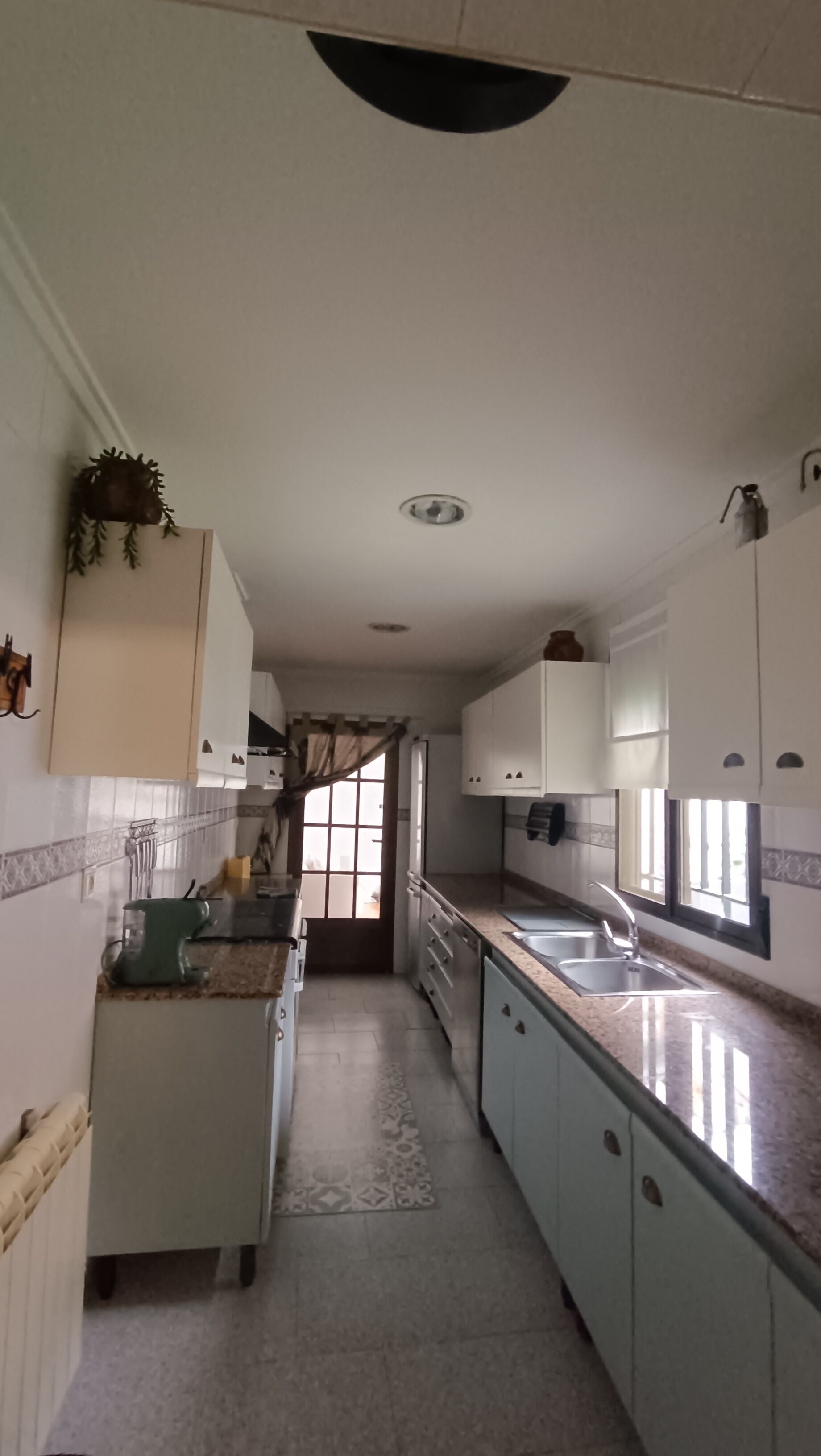 Frigorífic, microones, forn i placa de cuina 