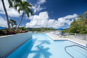 Pool - 5 mins to Magens + 15 mins to STJ ferry (St Thomas)