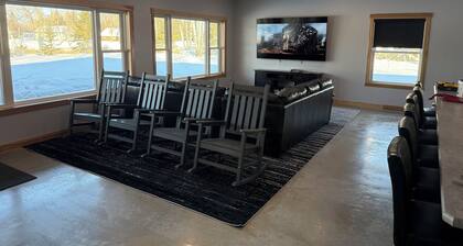 Woodsmen Lodge- Lake of the Woods
5 Bedroom Cabin