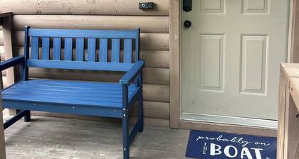 Lake Ouachita Retreat - Spacious, Scenic, Family Friendly