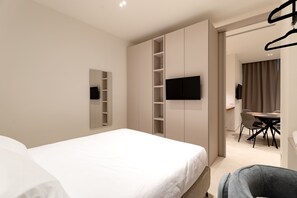 3 bedrooms, iron/ironing board, free WiFi, bed sheets - Solymar Mare by Monholiday (Monopoli)