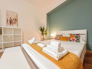 Iron/ironing board, free WiFi, bed sheets - Flatsharing - Campanini Blue suite - 3 bedroom (Milan)