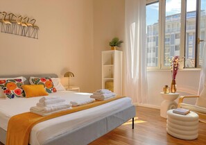 Iron/ironing board, free WiFi, bed sheets - Flatsharing - Gioia Ivory Retreat – 3 Bedrooms (Milan)