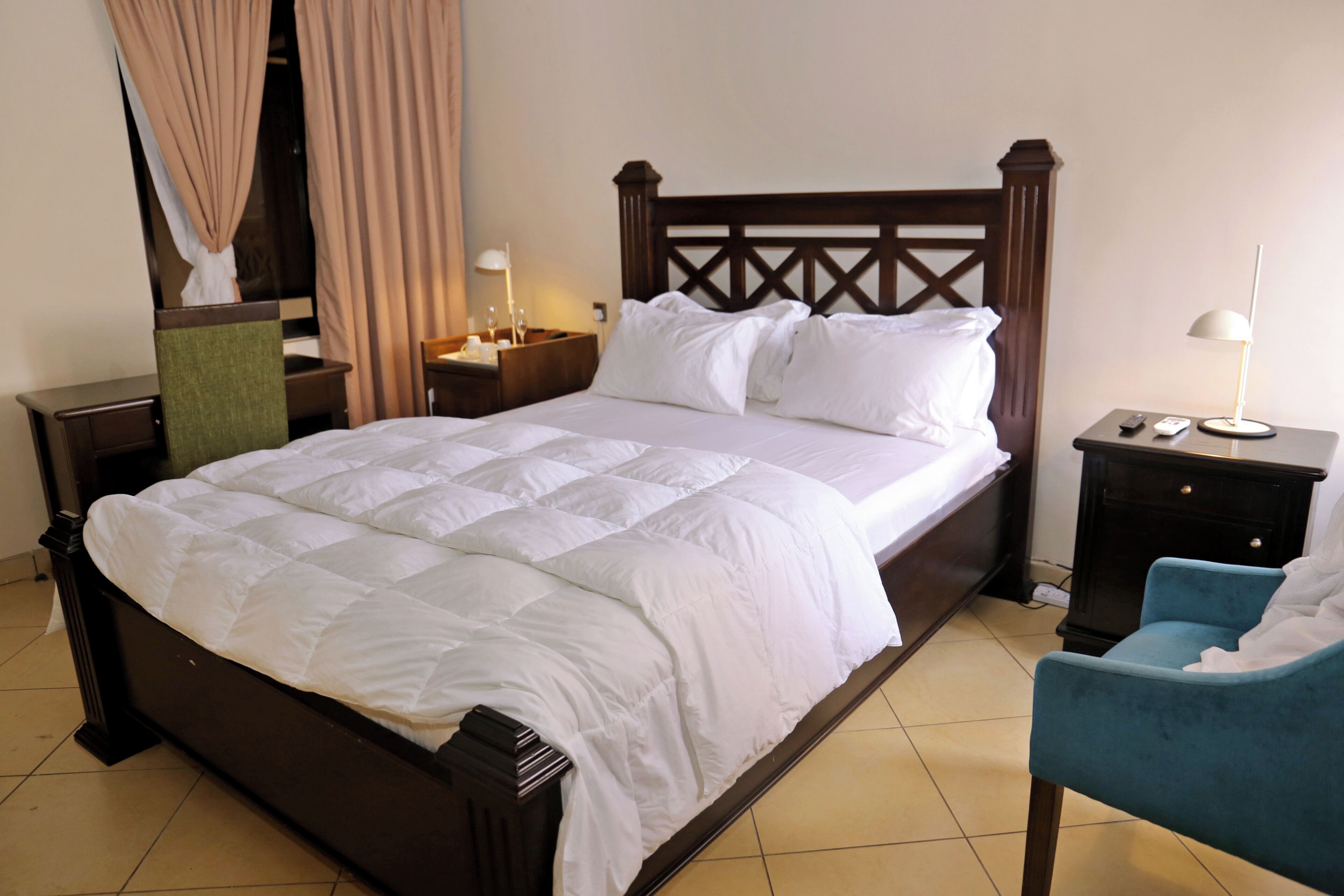 Phòng Tiêu chuẩn, quang cảnh sân vườn