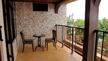 Executive-Zimmer, Blick auf den Innenhof | Terrasse/Patio