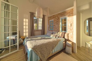 4 bedrooms, iron/ironing board, Internet, bed sheets - Villa Mediterraneo Kumbor (Kumbor)