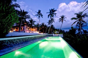 Pool - Turtle House - Five Bedroom Villa, Sleeps 10 (Kamburugamuwa)