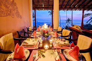Dining - Turtle House - Five Bedroom Villa, Sleeps 10 (Kamburugamuwa)
