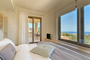 4 habitaciones, tabla de planchar con plancha, internet y ropa de cama 