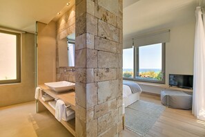 4 bedrooms, iron/ironing board, Internet, bed sheets - Villa Marat - Four Bedroom Villa, Sleeps 8 (Astratigos)