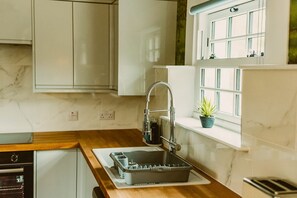 Dishwasher, highchair