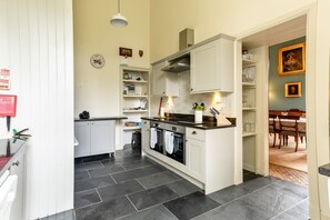 Dishwasher, high chair - Lochloy Mansion - Nine Bedroom Villa, Sleeps 18 (Forres)