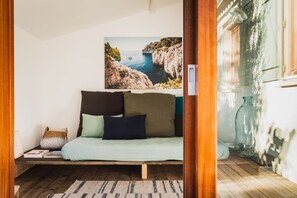Fireplace - Villa La Sorgue - Two Bedroom Villa, Sleeps 4 (Velleron)