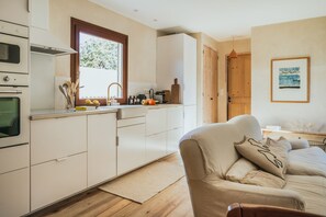 Dishwasher - Villa La Sorgue - Two Bedroom Villa, Sleeps 4 (Velleron)
