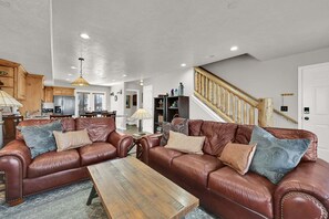 Smart TV, fireplace, computer monitors - Experience Adventure at MH810 | Cedar Hollow in Eden, UT! (Eden)