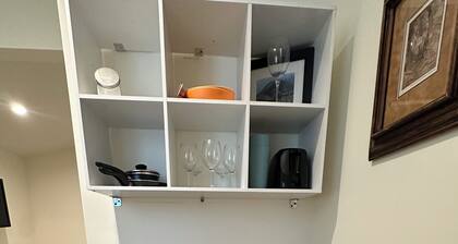 Cozy 1-bedroom guest house studio in marvelous Lancaster