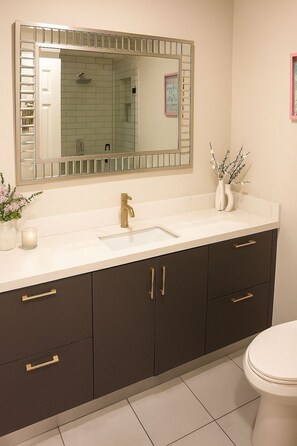 标准双人房 | 浴室