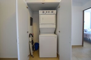 Interior - GYM & Terraza / Lavandería privada / Centro MTY (Monterrey)