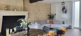 Charming house in the heart of the bastide town of Créon