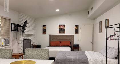 Cozy 1-bedroom 2 bed studio in pleasant Lancaster