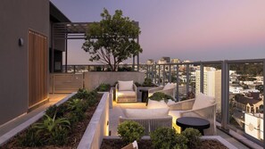 Apartment (5 Bedrooms) | Interior - Ancora by Avantstay Multi-room Booking in Walkable Little Italy Resort Pool + Sky Deck + Fitness Room (San Diego)