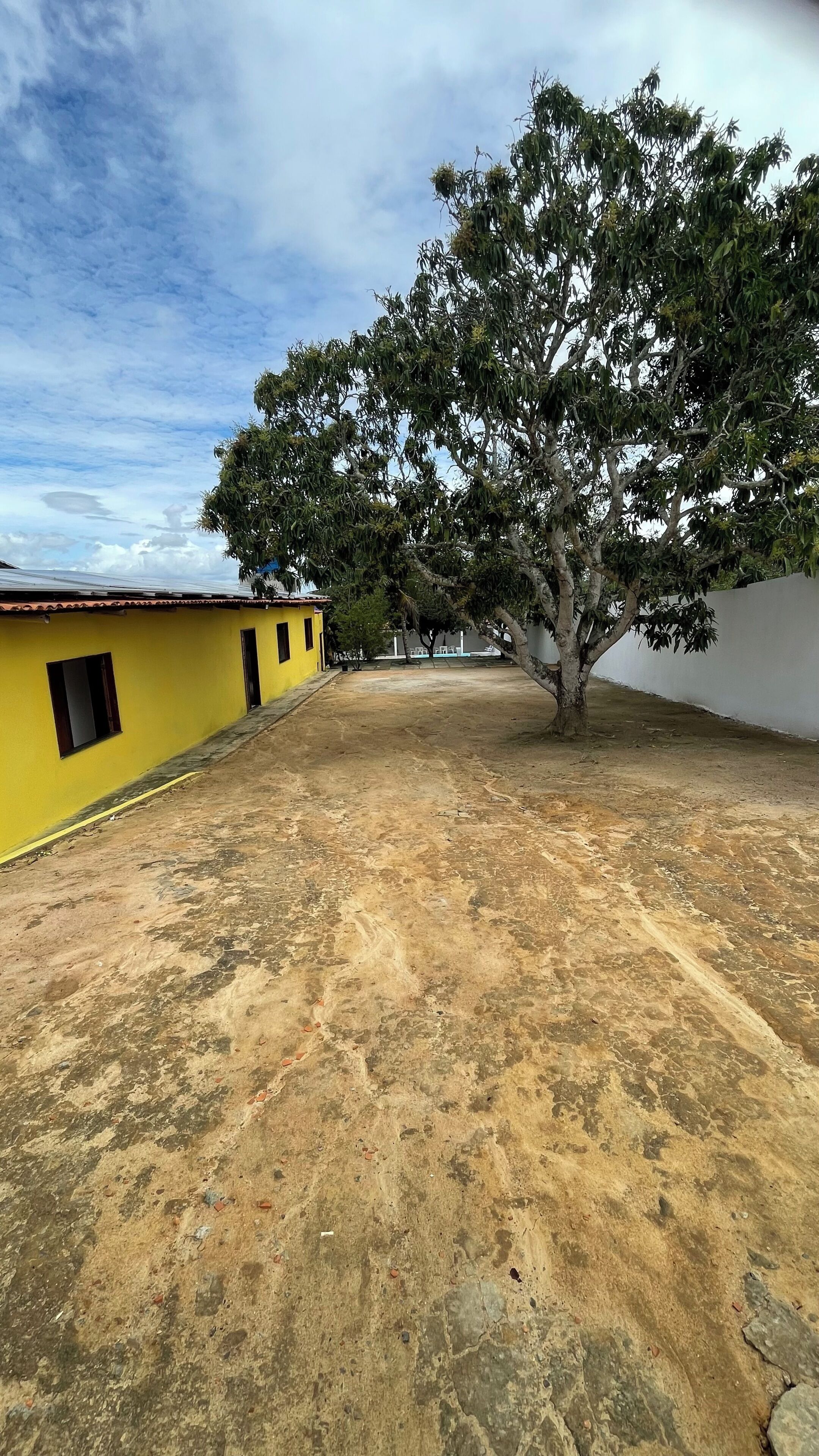 Casa clássico, varanda, vista para o jardim | Terraço/pátio