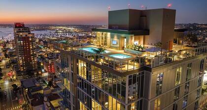 Ancora by Avantstay Multi-room Reservation Walkable Little Italy Luxury Resort Pool + Sky Deck