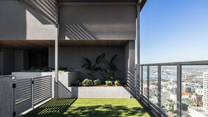 Apartment (6 Bedrooms) | Interior - Ancora by Avantstay Multi-room Reservation Walkable Little Italy Luxury Resort Pool + Sky Deck (San Diego)