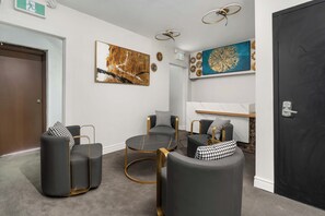 Reception - Plush Hotel (toronto)