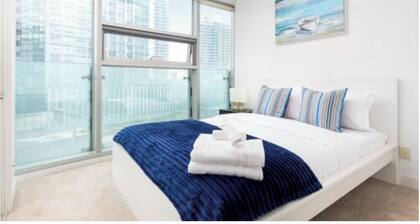 Plush Hotel