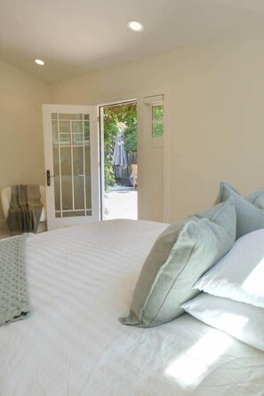 Iron/ironing board, WiFi, bed sheets - Palo Alto DT  Master bedroom near Stanford (Palo Alto)