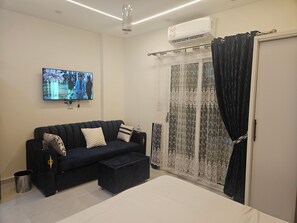 1 Schlafzimmer, Bügeleisen/Bügelbrett