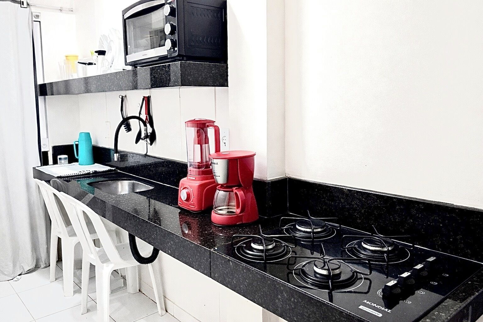 Suíte estúdio, sacada | Cozinha privada