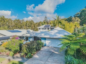 Exterior - Macadamia Ocean Escape (Tweed)