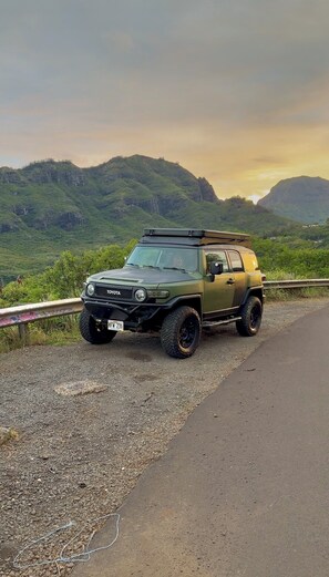 Miscellaneous - Fully Decked 4WD Green/Black FJ Cruiser! (Kapaʻa)