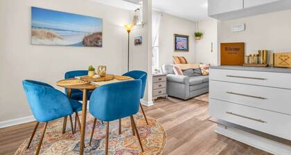 The Nest • Beachy Loft • Perfect Couples Retreat