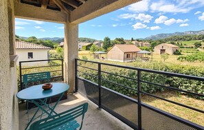 Terrace/patio - Nice home in Salavas with WiFi (Salavas)