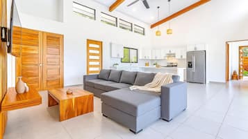 Casa, 3 quartos, piscina particular, vista para o oceano | Área de estar