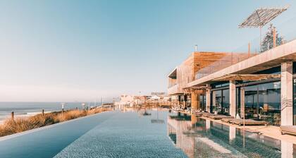 Noah Surf House