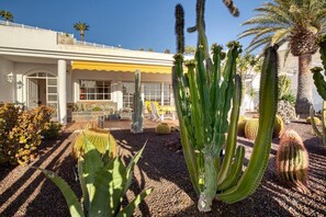 Property grounds - Stunning Villa with Breathtaking Ocean View (Mogán)