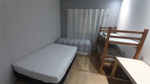 Room - Beautiful 3,000 m² plot of land in a gated community. (Porangaba)