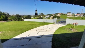 Property grounds - Beautiful 3,000 m² plot of land in a gated community. (Porangaba)