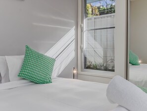 Free WiFi - Macadamia Ocean Escape (Pottsville)